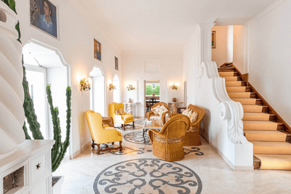 Naples Italy Home Style Guide