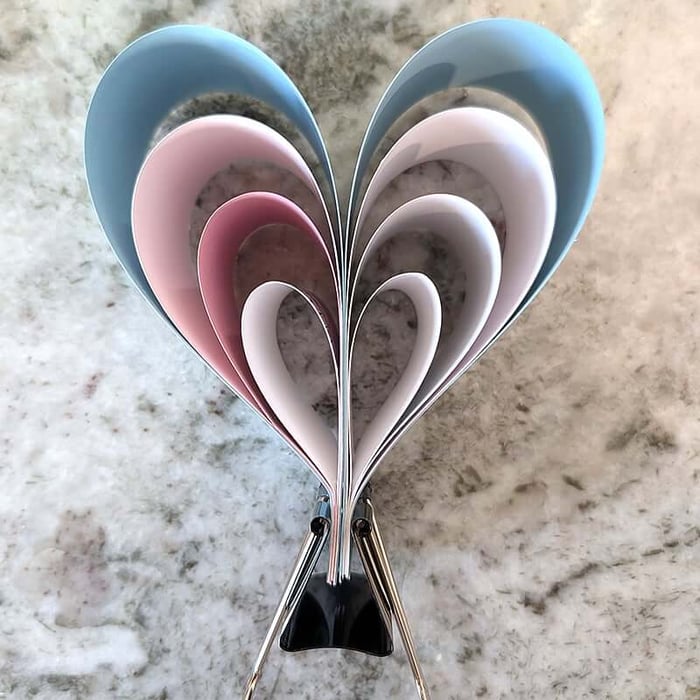 Learn how to make a sweet heart garland for the holiday!