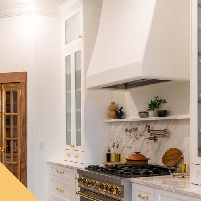 Five Custom Range Hood Ideas for Professionals and DIYers