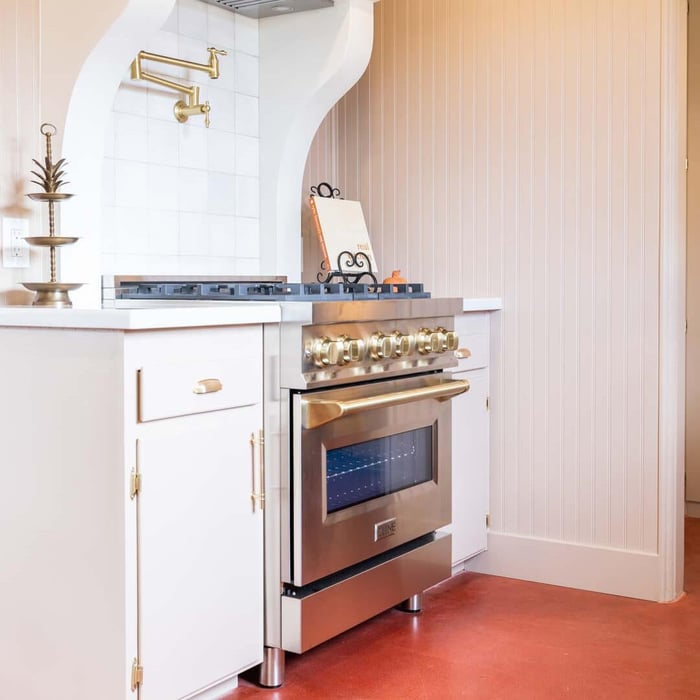 10 Tips on How To Style A Small Kitchen