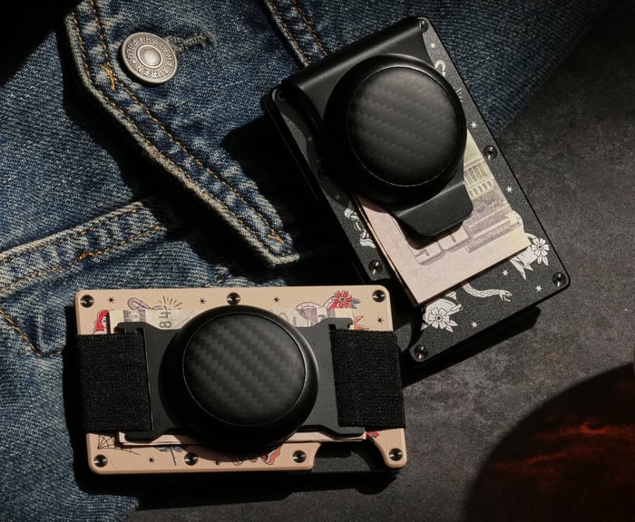 The Best Airtag Wallets [A Buyer’s Guide]