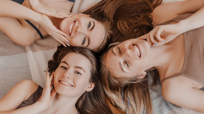 Goldrichtige, 1000%ige Haar- und Haut-Pflege. In aller Klarheit und Wahrheit!