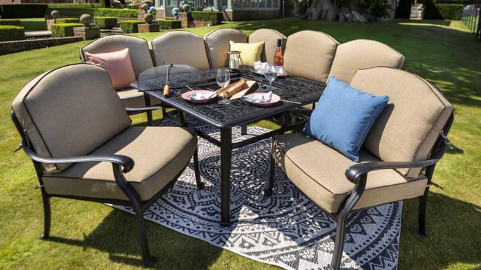 Firepit’s Collaboration With Hartman Garden Furniture