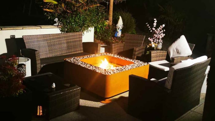 15 Best Fire Pits And Chimeneas - And What To Look Out For