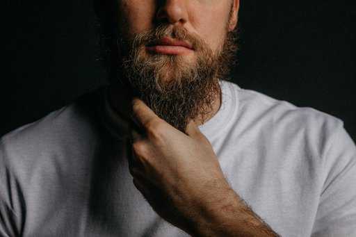 Everyone's Using These 5 Benefits of Hemp Oil for Hair