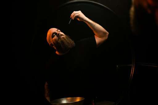 4 Reasons Your Beard Needs the Benefit of Jojoba Oil