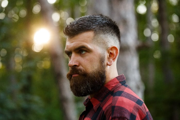 What Is a Sideburn Beard?