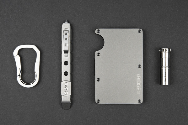 THE GALLANTRY GUIDE TO TITANIUM EDC