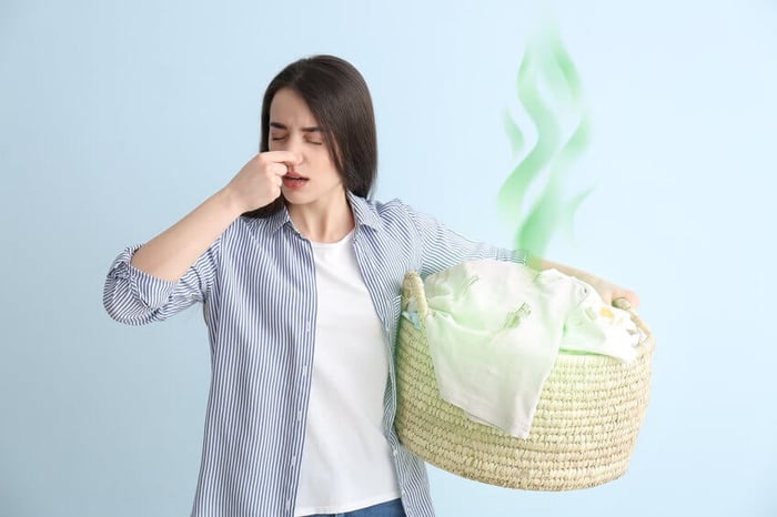 How to Get Bleach Smell Out of Clothes – Nori Press