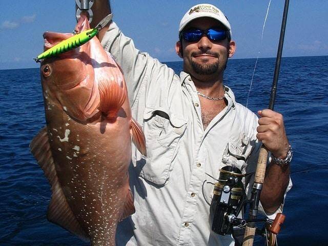 Catch Big! - 7 Best Bass Fishing Tips - How to Fish for Bass