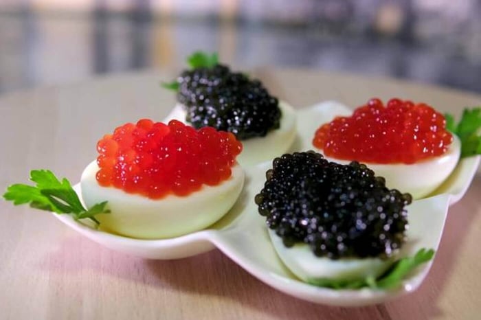 Luxury Food Trends: How Caviar Fits Into the Modern Table