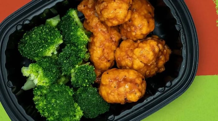 Healthy Meal Prep 101: A Beginner’s Guide To Planning, Cooking, & Storing