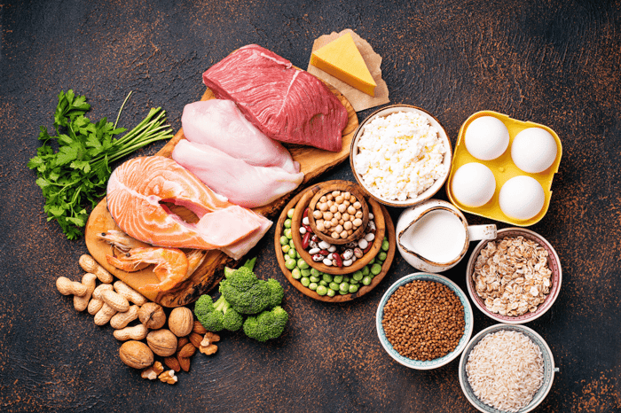 Protein og korte træningspauser styrker musklerne – også hvis du sidder meget ned