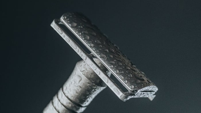 How to Clean Your Safety Razor