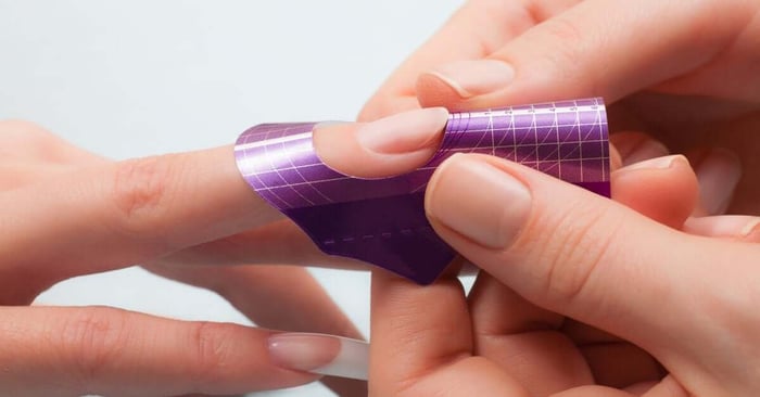 Nail Forms vs. Tips: Which Is Better for Building Acrylics?