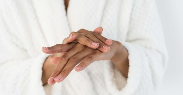 How To Spot the Signs of Unhealthy Nails
