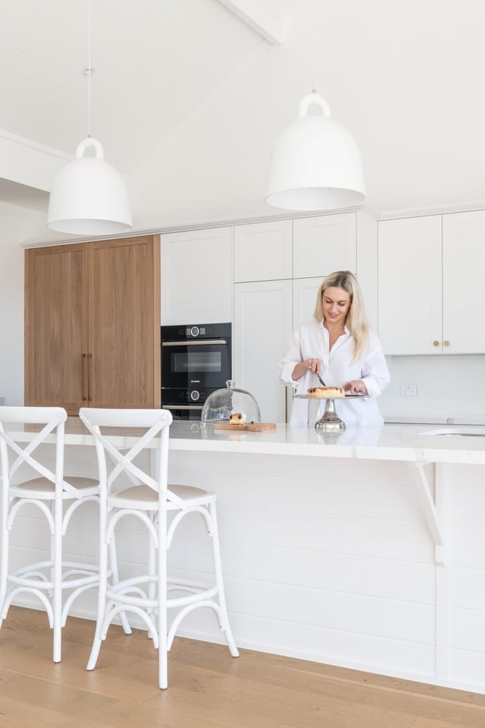 hsmptons kitchen stools