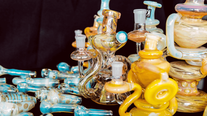 How Much Does Kratom Cost at a Headshop?