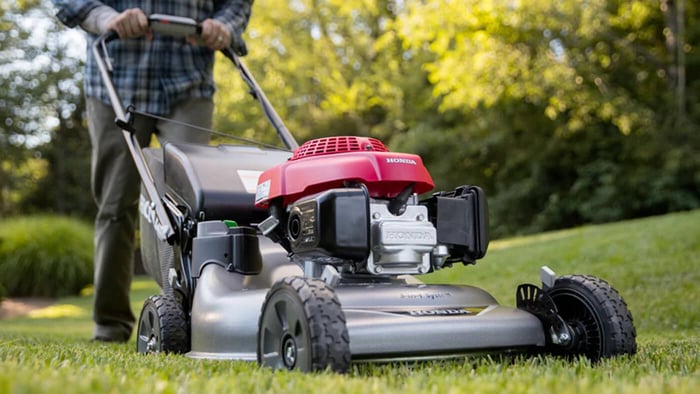 4 Steps to Keep Your Lawn Pristine Year Round