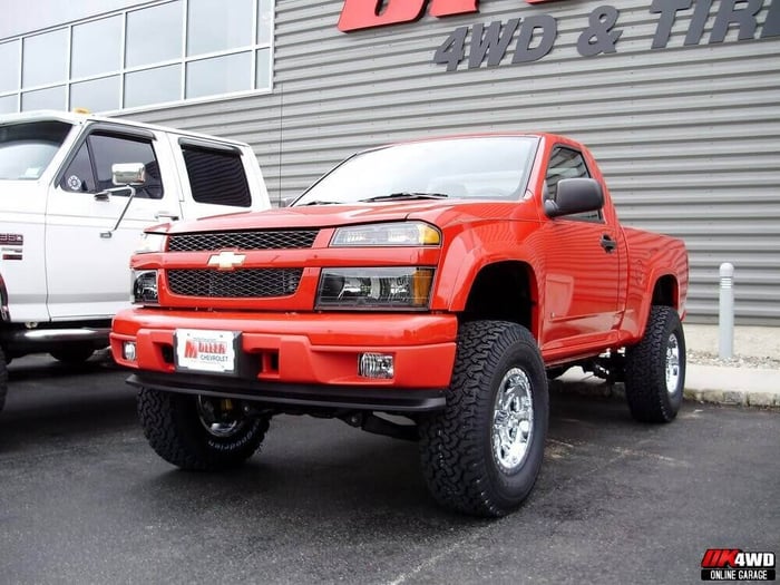 2008 Chevrolet Colorado with 4″ SkyJacker Lift Kit