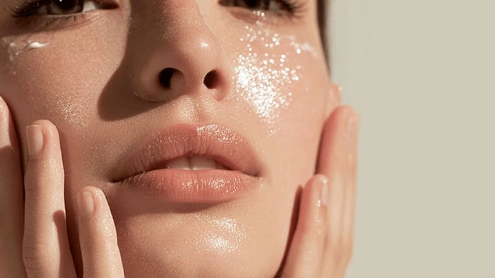 The Best Anti-Aging Serum: A Safe Retinol Alternative