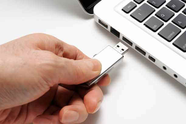 How to Create a Bootable Windows USB Drive Easily