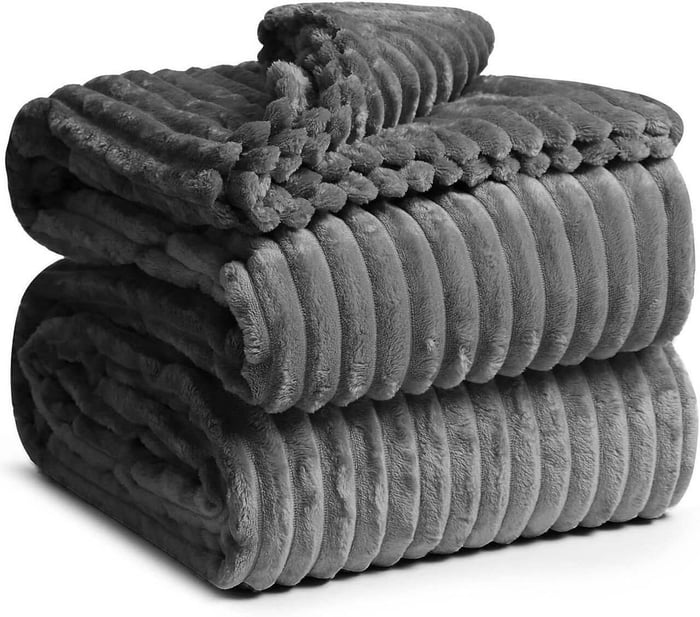 Who Sells Fleece Waffle Weave Blankets in Bulk for a Camp?