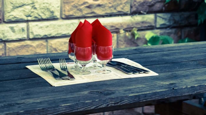 How to do the Bistro Napkin Fold