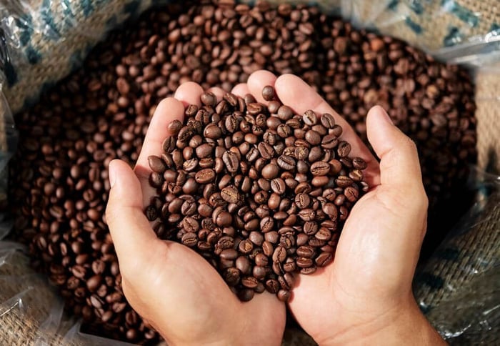 Why Does Dark Roast Coffee Sometimes Taste Burnt?