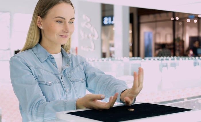 How To Buy A Diamond Ring Without Getting Duped