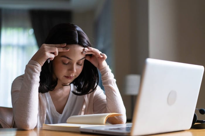 Las desventajas de una educación universitaria: ¿Es realmente para todos?