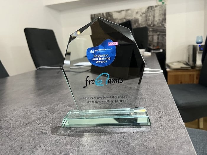 Frogames: Innovadora Plataforma Educativa en Línea Reconocida en 2023