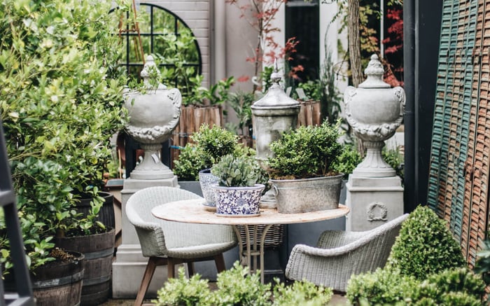 10 Outdoor Accents to Enhance Your Alfresco Area