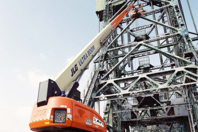 WORLDS LARGEST BOOM LIFT JOINS AFIS SUPER-SET FLEET