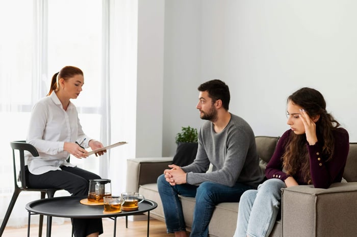 Best Medication for Explosive Anger vs. Therapy-Only Options
