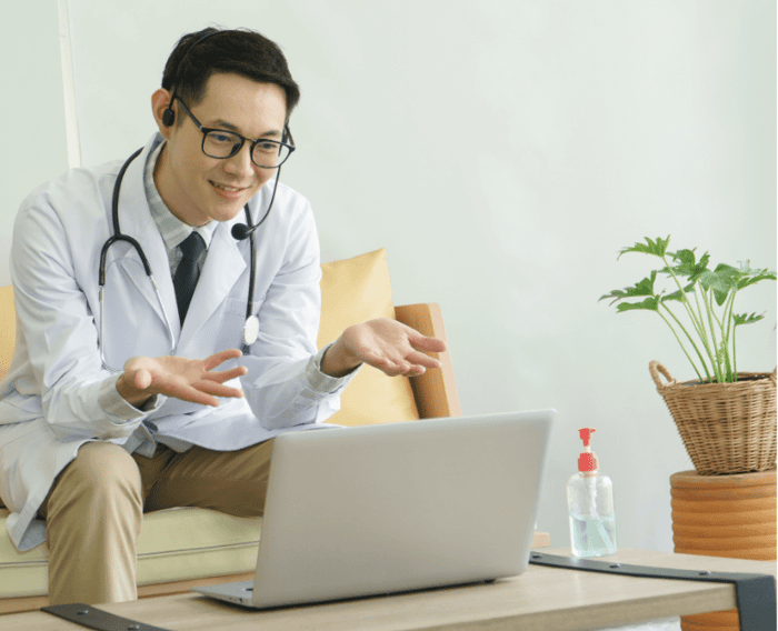 How an Online PMHNP Program Enhances Collaborative Mental Health Teams