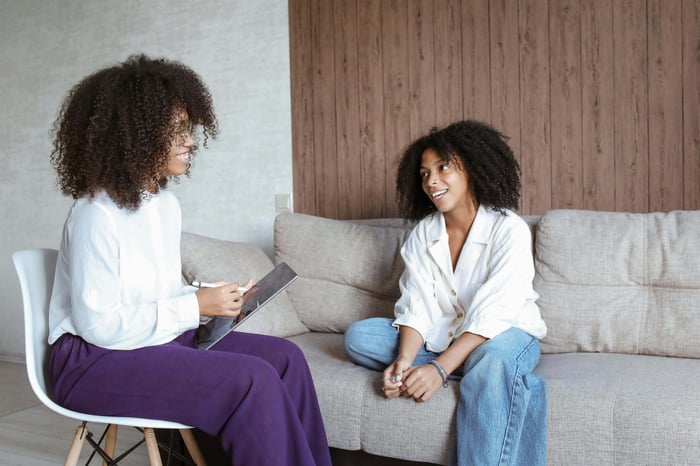 Cognitive Defusion: Transforming Client Perspectives and Enhancing Psychological Flexibility
