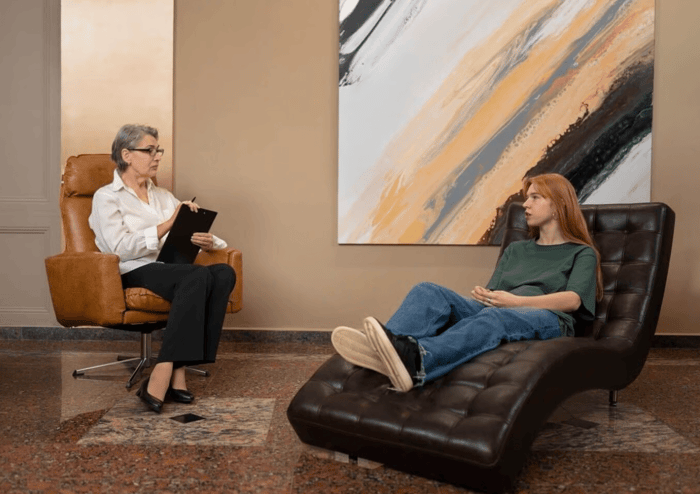 Dual Relationships in Therapy: Navigating Ethical Challenges