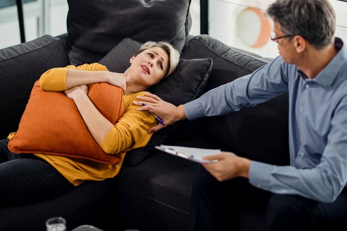 How Long Can a Manic Person Go Without Sleep? Key Facts