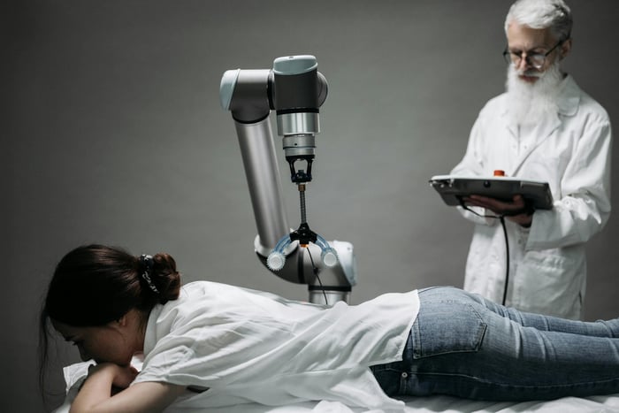 Beyond the Couch: Innovative Modalities Reshaping Therapy in 2025