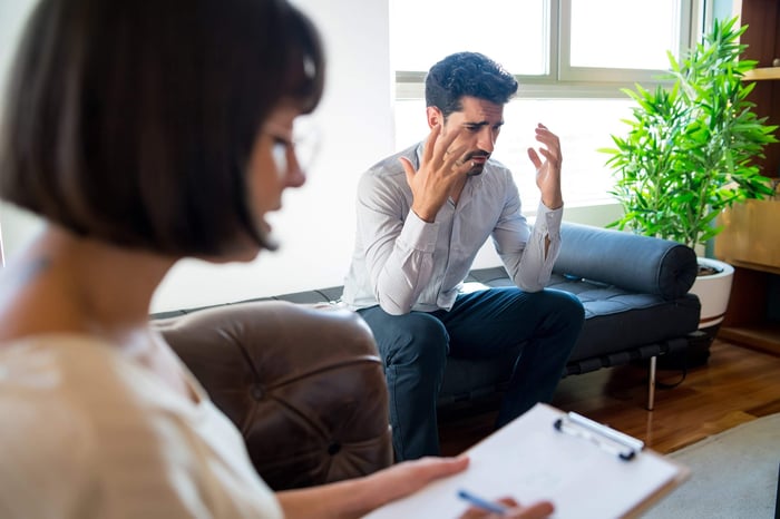 Mania and Sleep Deprivation: The Vicious Cycle Explained