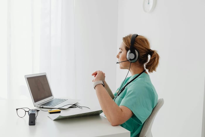 How an MSN in Psychiatric-Mental Health Prepares You to Tackle the Mental Health Crisis