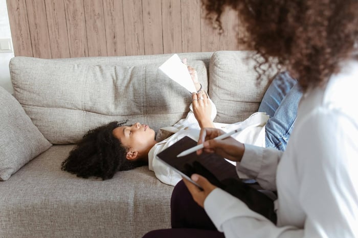 Poverty of Thought: When Thinking Feels Empty