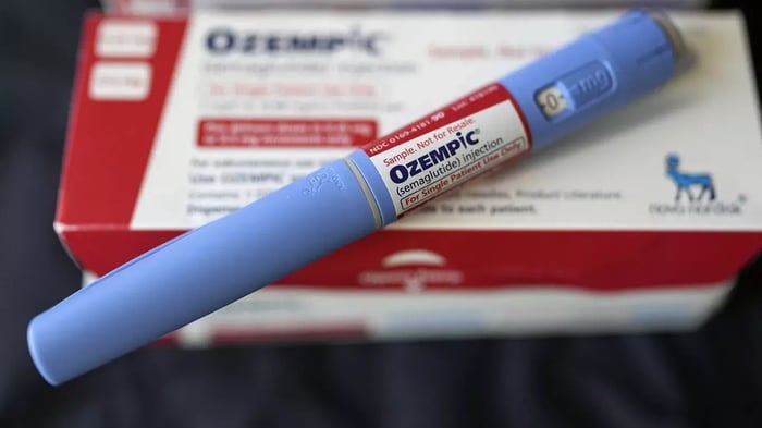 semaglutide donde comprar en mexico SEMAGLUTIDA. SOLUCIN INYECTABLE. Cada mililitro contiene: Semaglutida 1.340 mg. GLP-1 de origen ADN recombinante. Caja de cartn con una pluma precargada con 1.5 mL (1.34 mg/mL) de solucin, incluye 6 agujas desechables. Ozempic Is Cheaper In Mexico.