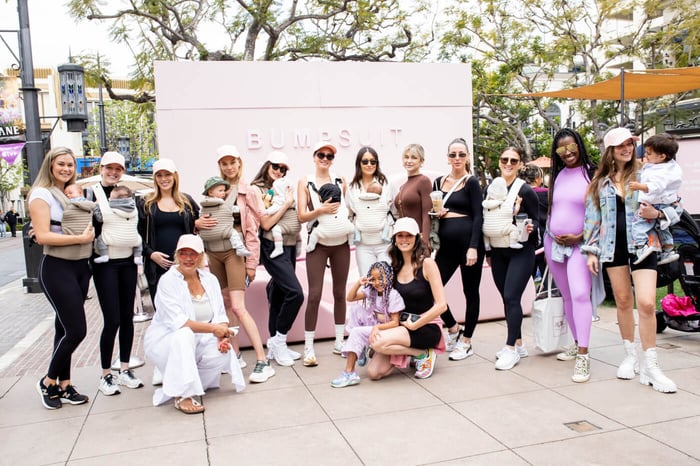 MOMMY + ME WALK | HOSTED BY: NICOLE TRUNFIO | THE GROVE