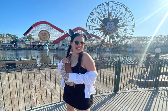 I'm a Disney Parks local - here's what's in my Disney day bag!