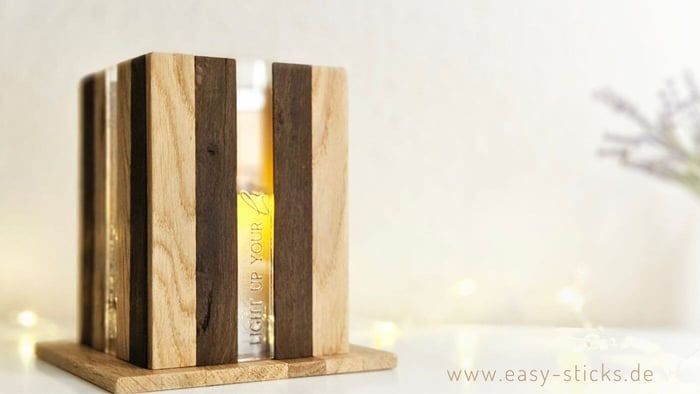 Windlicht aus Holz und Acryl Klötzchen mit Easy-Sticks