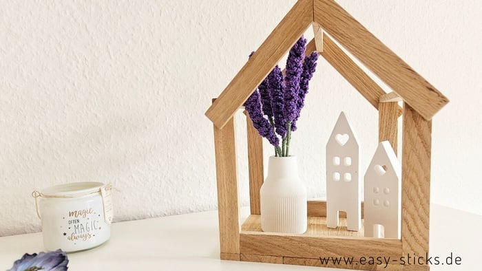 Dekohaus aus Holzklötzchen Basteln