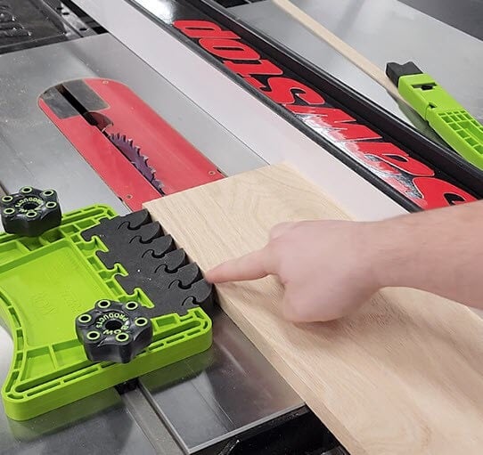 Mejorar la seguridad y la calidad de los cortes con sierra de mesa