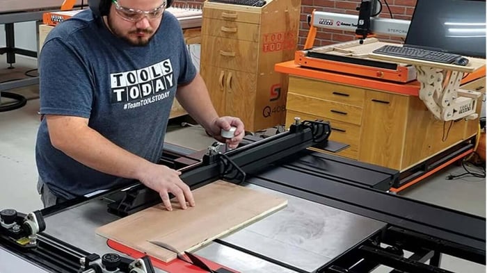 How Does a SawStop Work?
